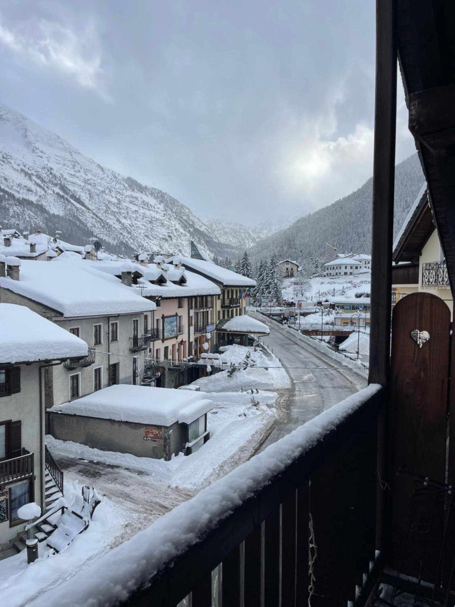 Lthorses & Dreams Bed & Breakfast La Thuile Dış mekan fotoğraf